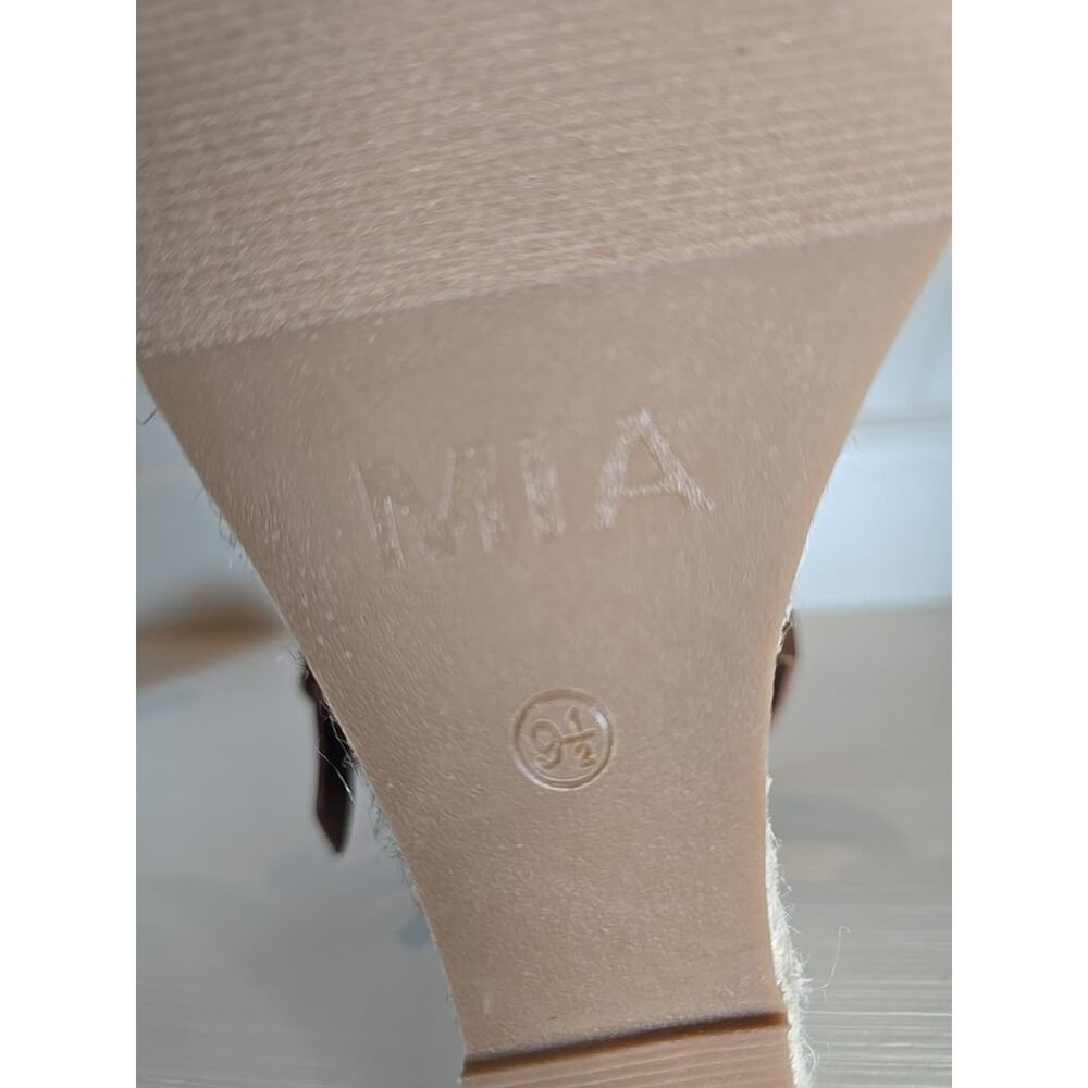 MIA Martina Espadrille Wedge Sandals 9.5 Blue White Striped Ankle Strap Rope - Picture 8 of 10